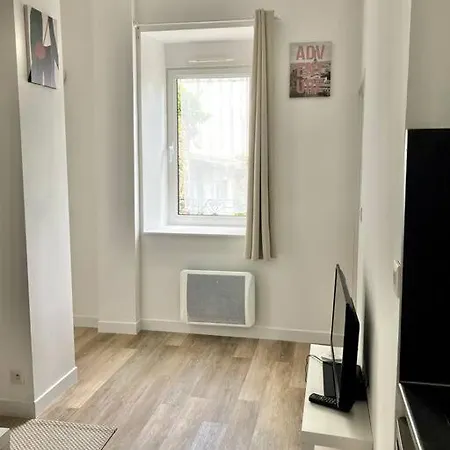 Les Capucins.appartement Elegant,vue Sur Le Jardin بريست